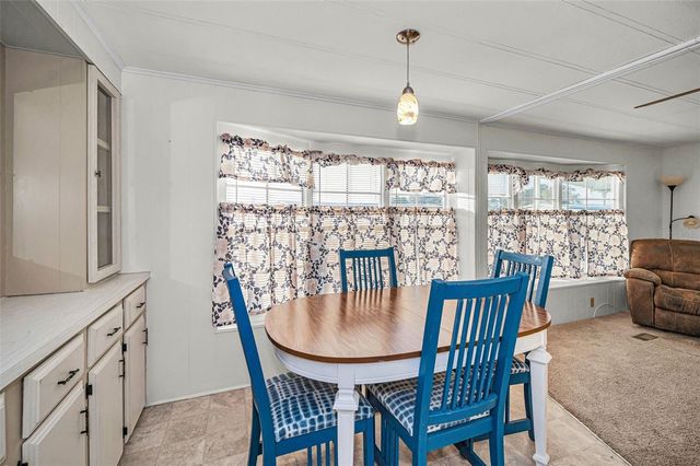 3318 CARNATION LANE, Zephyrhills, FL 33541