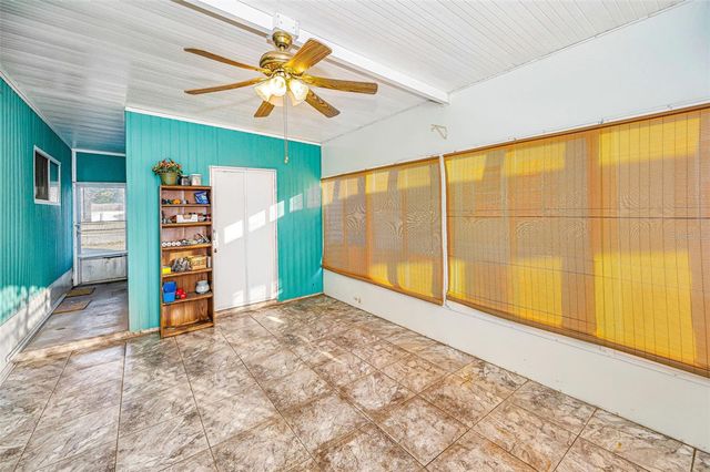 3318 CARNATION LANE, Zephyrhills, FL 33541