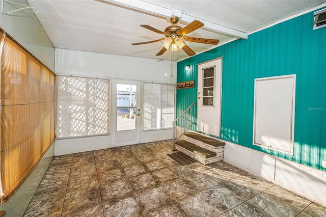 3318 CARNATION LANE, Zephyrhills, FL 33541