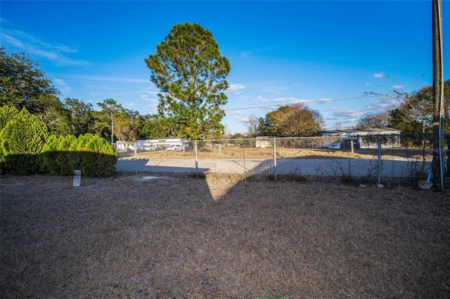 3318 CARNATION LANE, Zephyrhills, FL 33541