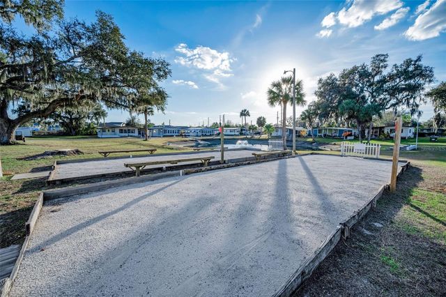 3318 CARNATION LANE, Zephyrhills, FL 33541