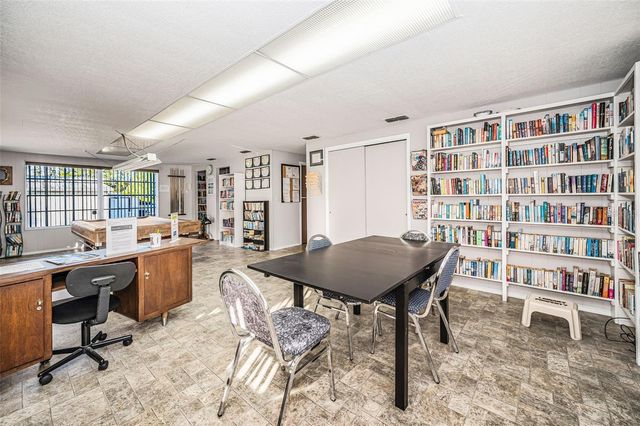 3318 CARNATION LANE, Zephyrhills, FL 33541