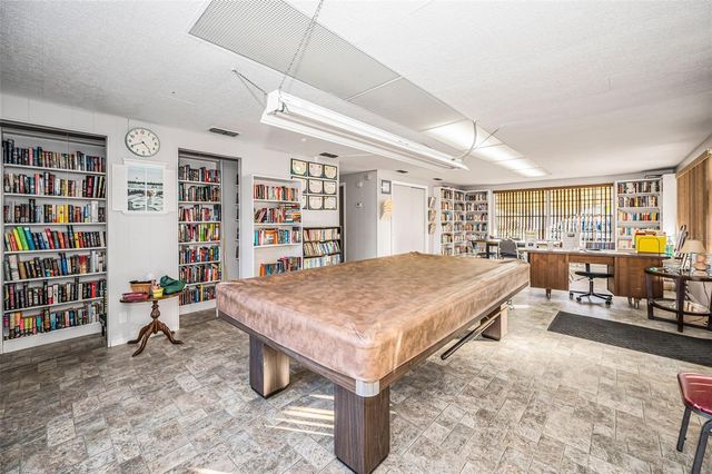 3318 CARNATION LANE, Zephyrhills, FL 33541