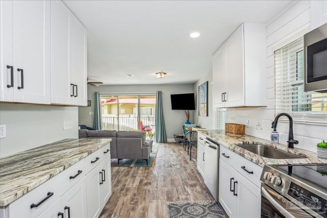 7476 Sunset Harbor Dr 414, Navarre Beach, FL 32566