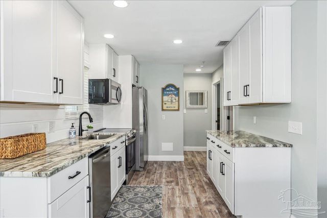 7476 Sunset Harbor Dr 414, Navarre Beach, FL 32566