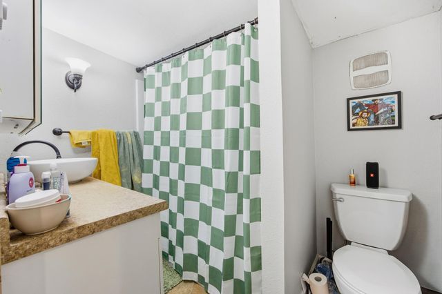 702 21st Street S, Fargo, ND 58103