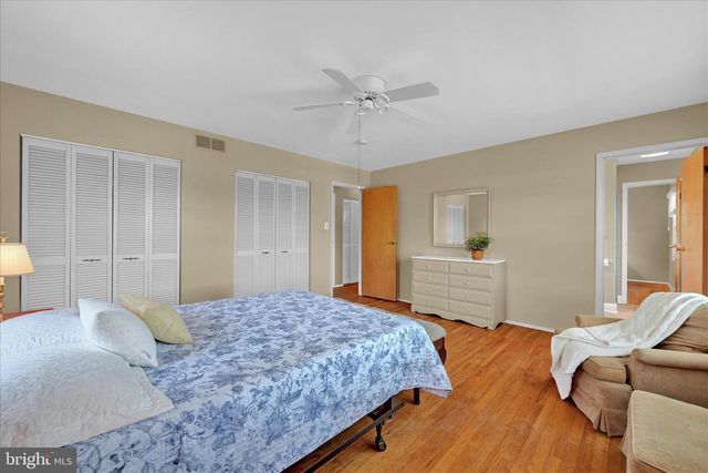 826 BLUE GRASS RD, Lancaster, PA 17601