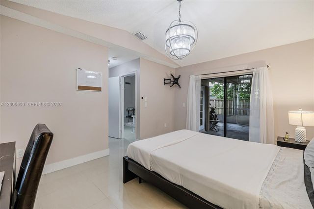 13890 SW 43rd Ter, Miami, FL 33175