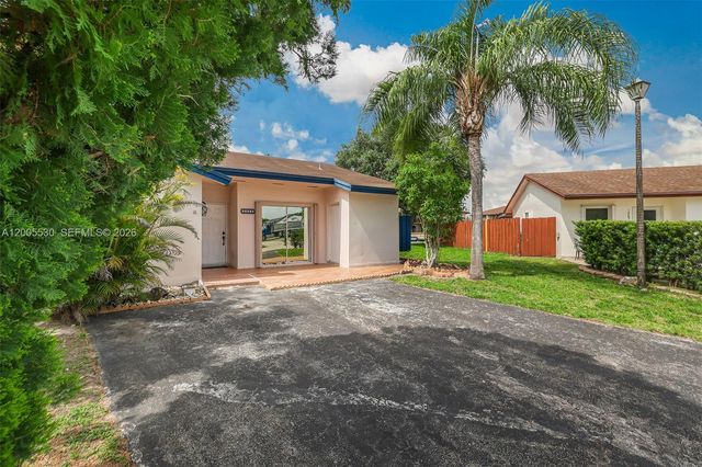 13890 SW 43rd Ter, Miami, FL 33175