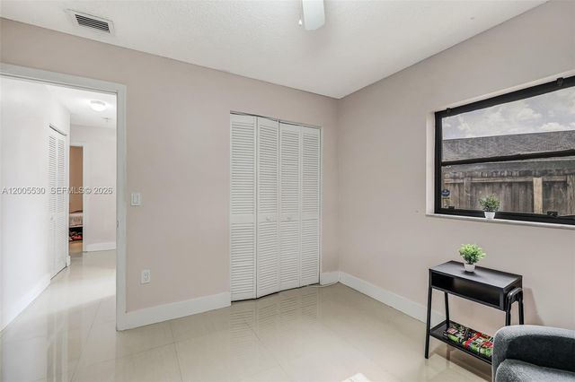 13890 SW 43rd Ter, Miami, FL 33175