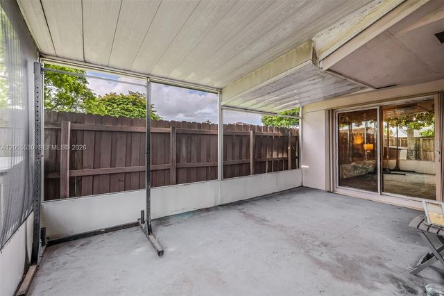 13890 SW 43rd Ter, Miami, FL 33175