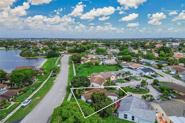 13890 SW 43rd Ter, Miami, FL 33175