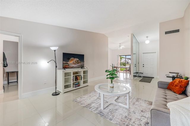 13890 SW 43rd Ter, Miami, FL 33175