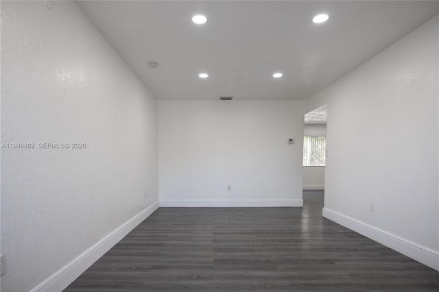 15330 SW 134th Pl 308, Miami, FL 33177