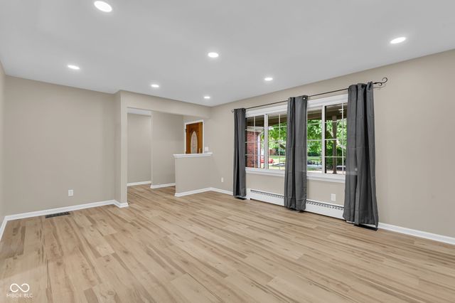 439 Lindsay Court, Indianapolis, IN 46214
