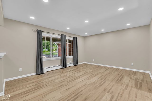 439 Lindsay Court, Indianapolis, IN 46214