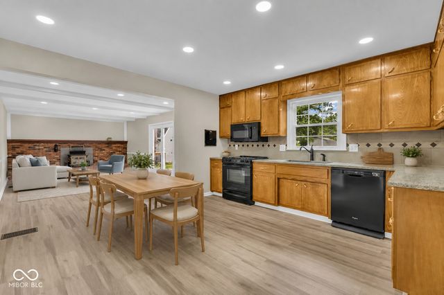 439 Lindsay Court, Indianapolis, IN 46214