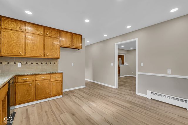 439 Lindsay Court, Indianapolis, IN 46214