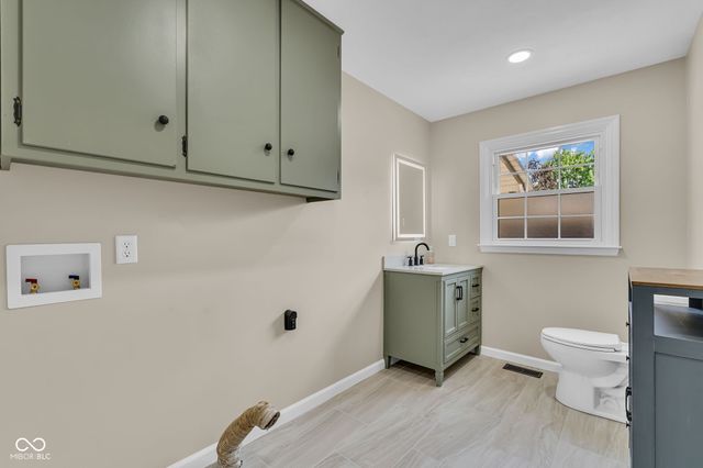 439 Lindsay Court, Indianapolis, IN 46214