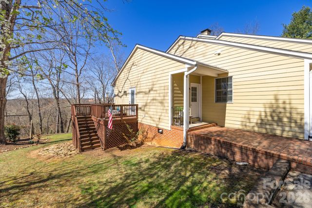 651 Highland Drive, Eden, NC 27288