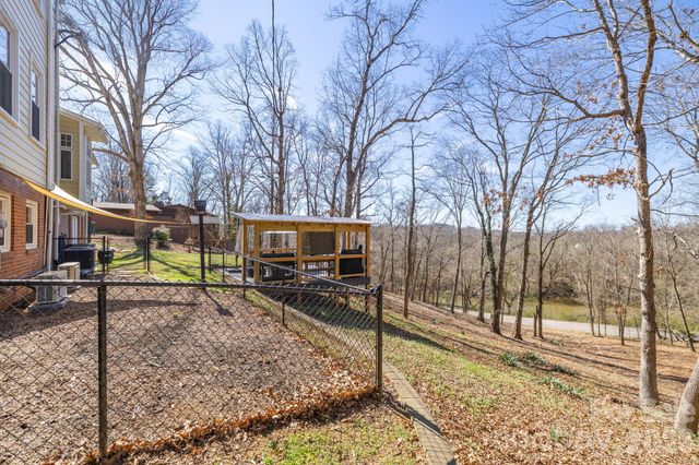 651 Highland Drive, Eden, NC 27288