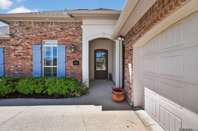12163 Deventer Dr, Geismar, LA 70734