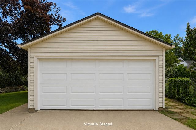 226 Corona Avenue, Oakwood, OH 45419