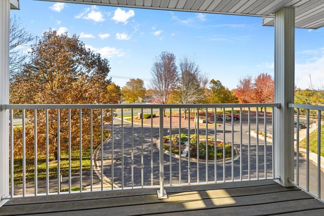 15400 Chippendale Avenue W 315, Rosemount, MN 55068