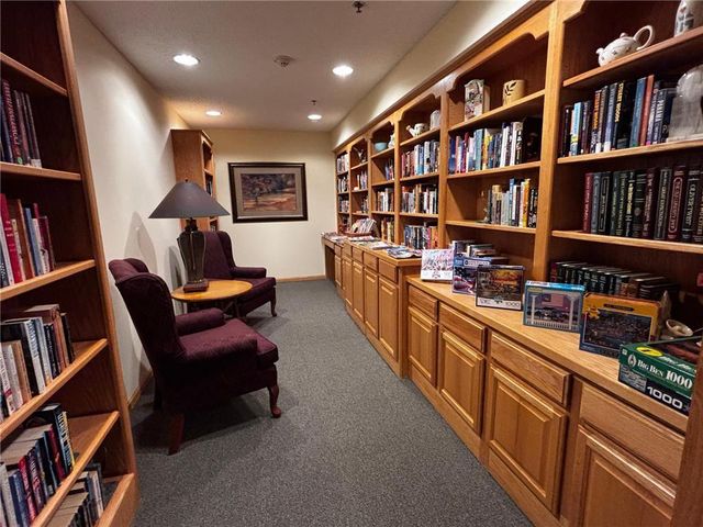 15400 Chippendale Avenue W 315, Rosemount, MN 55068