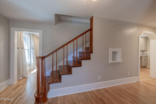 31232 Hollyfield Road, Damascus, VA 24236
