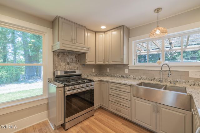 31232 Hollyfield Road, Damascus, VA 24236