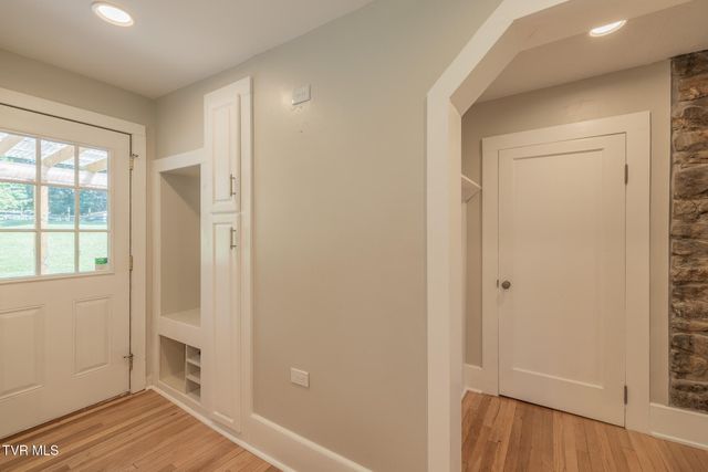 31232 Hollyfield Road, Damascus, VA 24236
