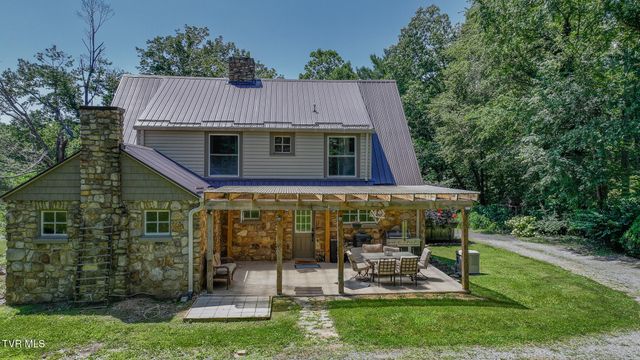 31232 Hollyfield Road, Damascus, VA 24236