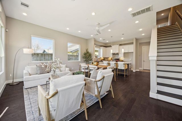 2415 Chapman Street, Houston, TX 77009