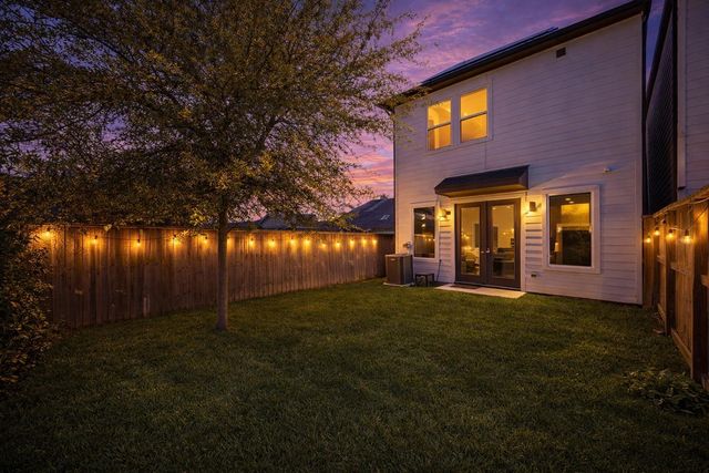 2415 Chapman Street, Houston, TX 77009