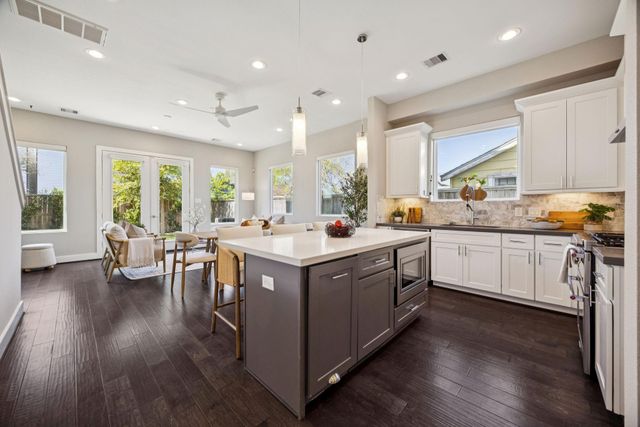 2415 Chapman Street, Houston, TX 77009