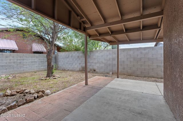 3132 E Presidio Road, Tucson, AZ 85716
