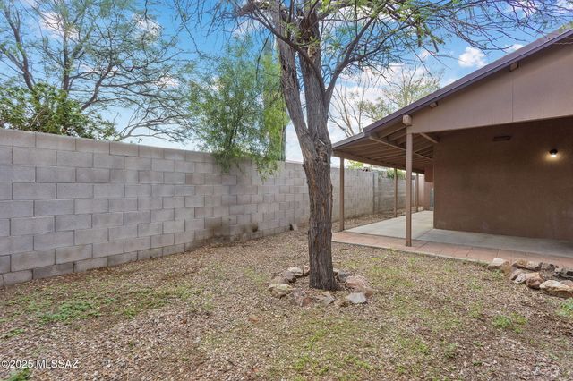 3132 E Presidio Road, Tucson, AZ 85716