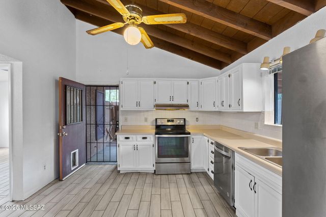 3132 E Presidio Road, Tucson, AZ 85716