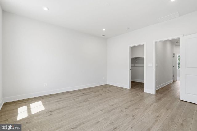 42200 SHINING STAR SQ, Brambleton, VA 20148