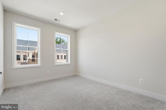 42200 SHINING STAR SQ, Brambleton, VA 20148
