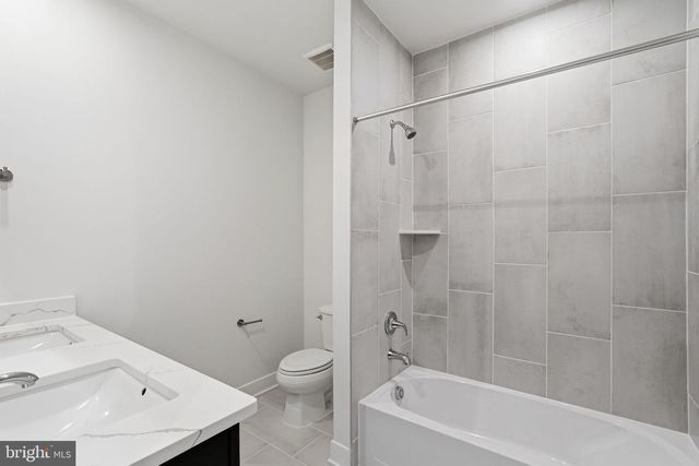 42200 SHINING STAR SQ, Brambleton, VA 20148