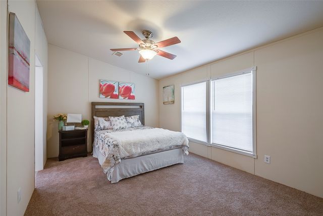 6328 Fm 512, Wolfe City, TX 75496