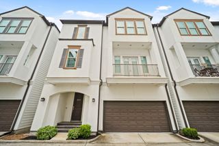 919 W 17th Street B, Houston, TX 77008