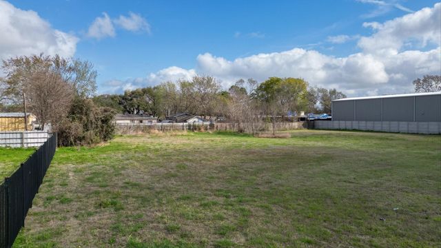 5902 Cypress Street, Houston, TX 77074
