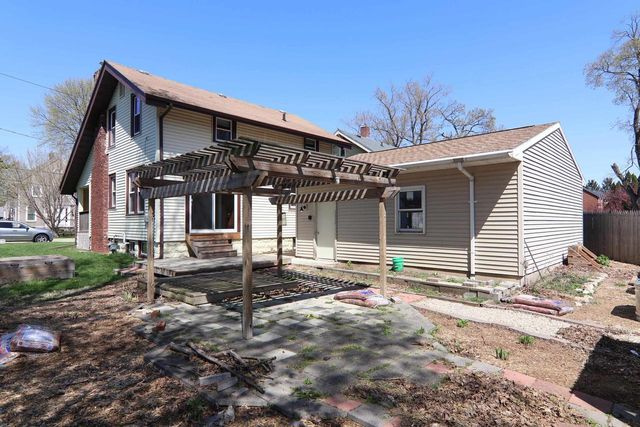 936 Walker Street, Janesville, WI 53545