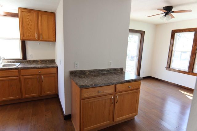 936 Walker Street, Janesville, WI 53545