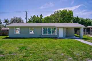 911 SE Dolphin Drive, Stuart, FL 34996