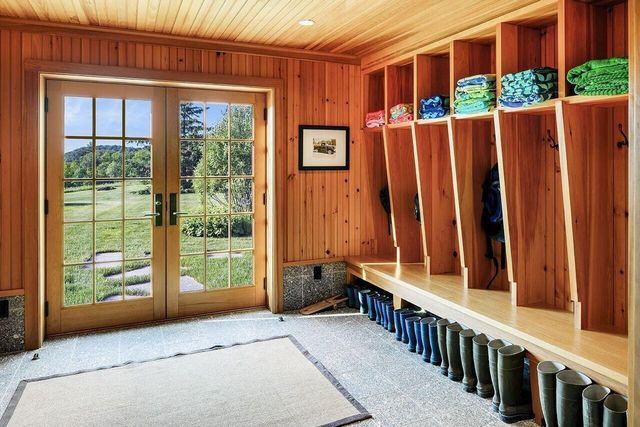 2358 Long Hill Road, Woodstock, VT 05091