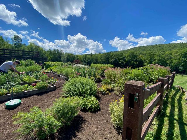 2358 Long Hill Road, Woodstock, VT 05091
